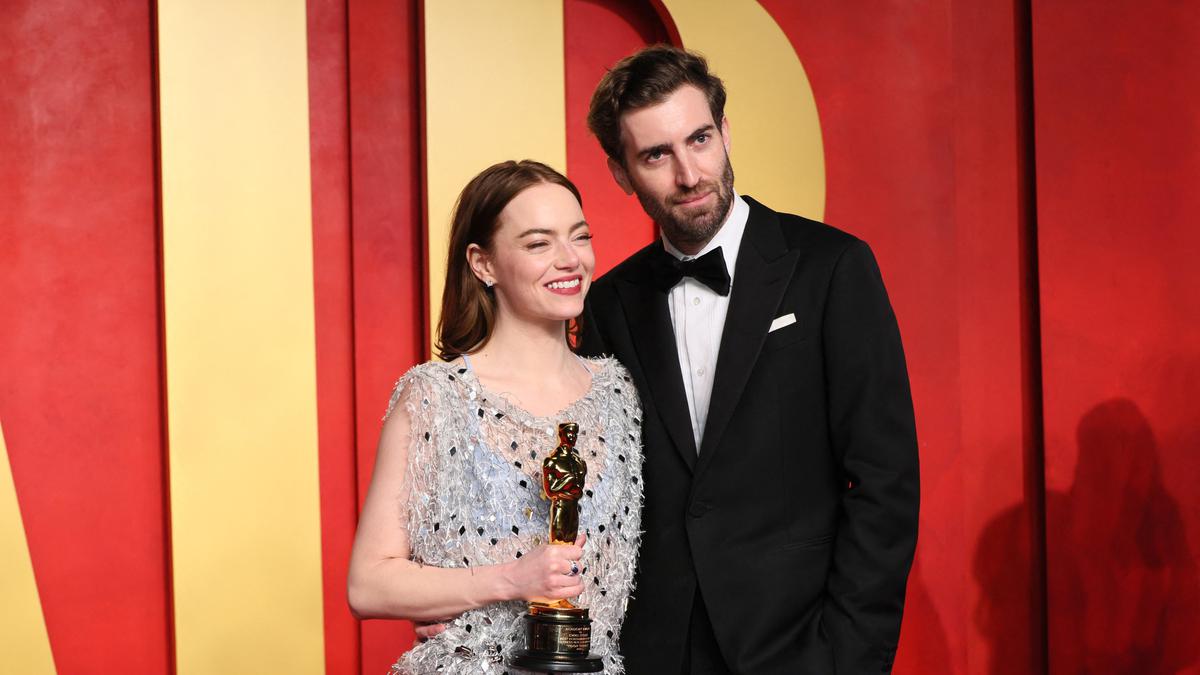 Emma Stone in talks to star in husband Dave McCary’s directorial