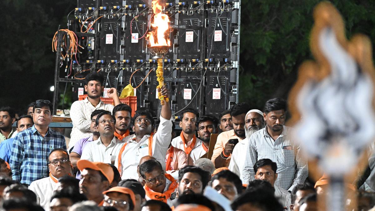 Shiv Sena (UBT) declares candidates for disputed Versova and Ghatkopar West seats in Mumbai