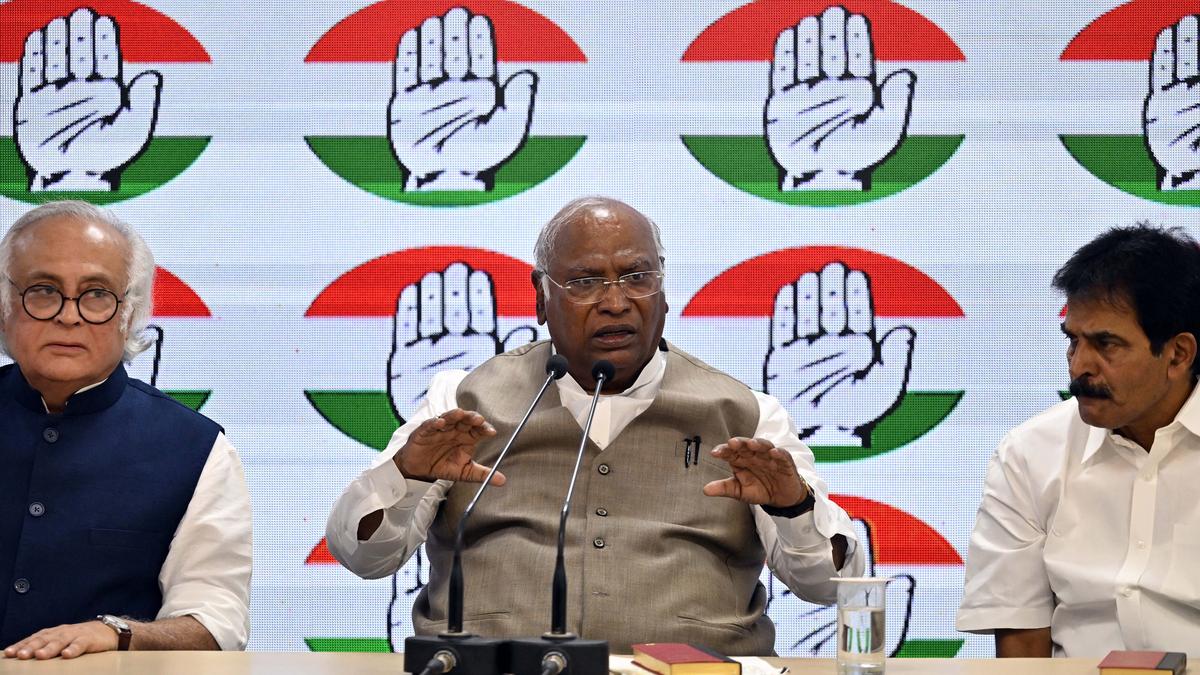 PM spoke on divisive issues over 400 times, but never mentioned unemployment, price rise, says Kharge