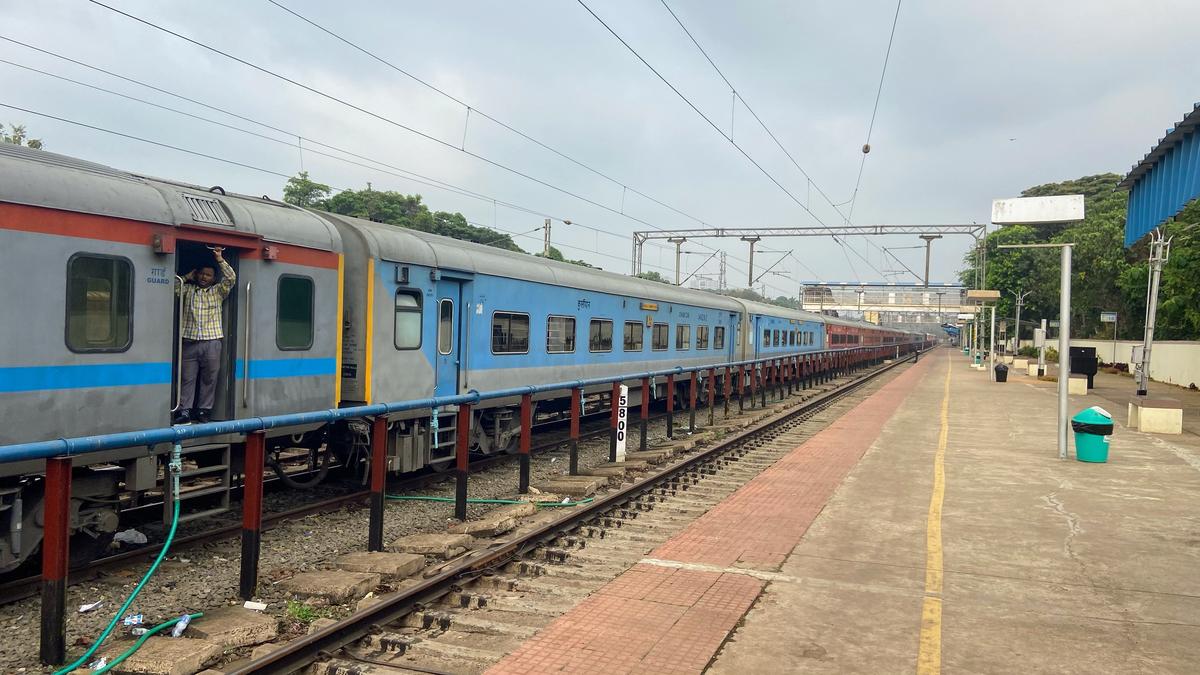 Mangaluru Junction railway station to get electronically operated pumps to fill water in coaches