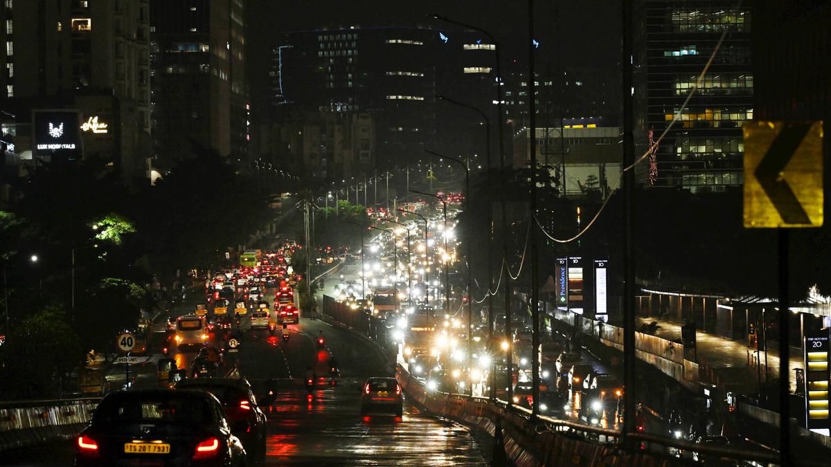 City witnesses sudden downpour in the evening