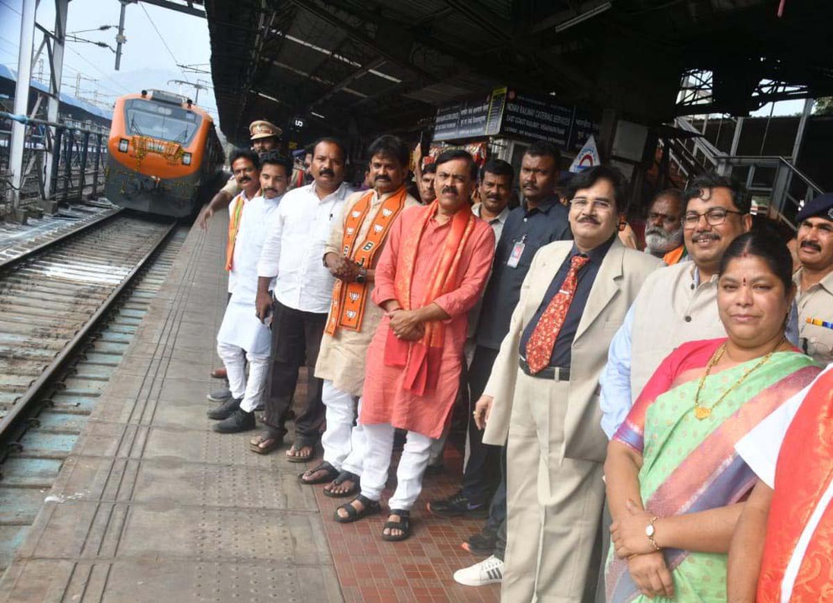 People’s representatives and officials await the arrival of the Amrit Bharat Express in Visakhapatnam on Sunday. 