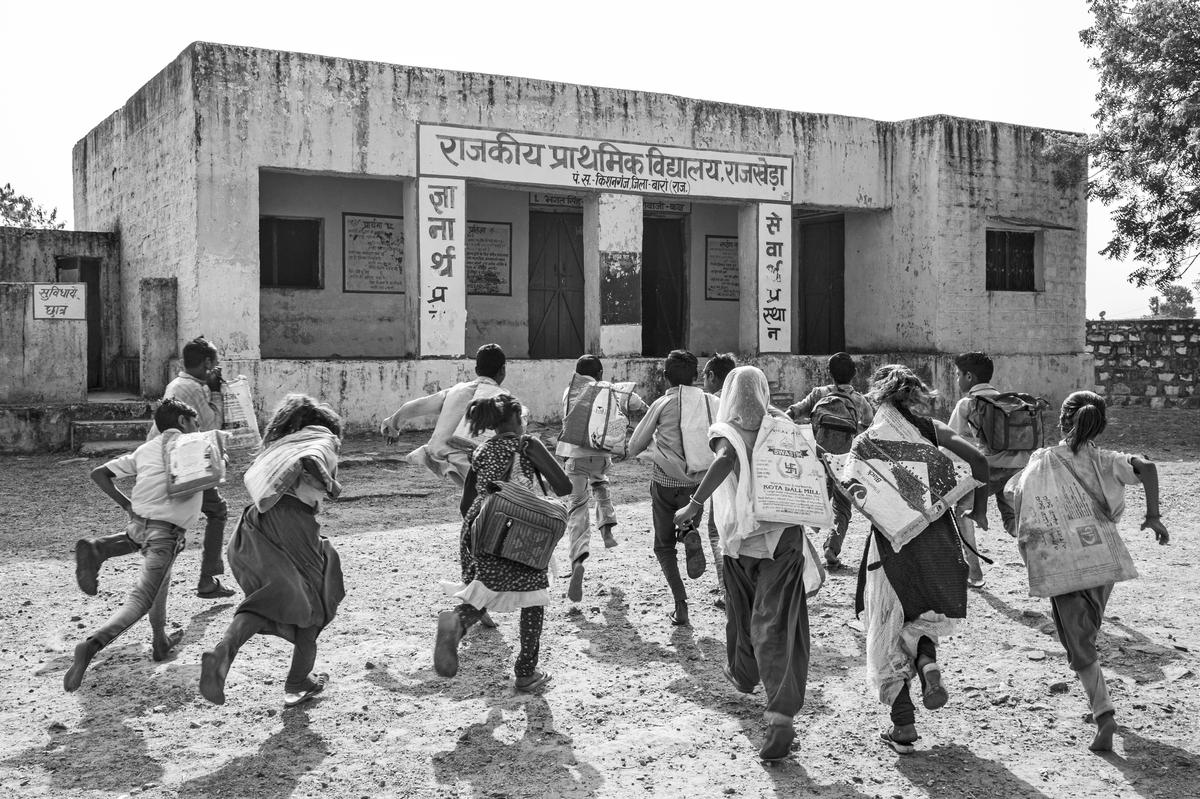 Photo by Vicky Roy at Delhi exhibition Bachpan Photo by Vicky Roy at Delhi exhibition Bachpan
