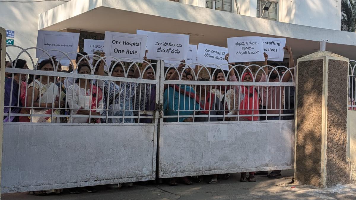 NIMS nursing officers locked within hospital premises during rally, union flags long-pending demands