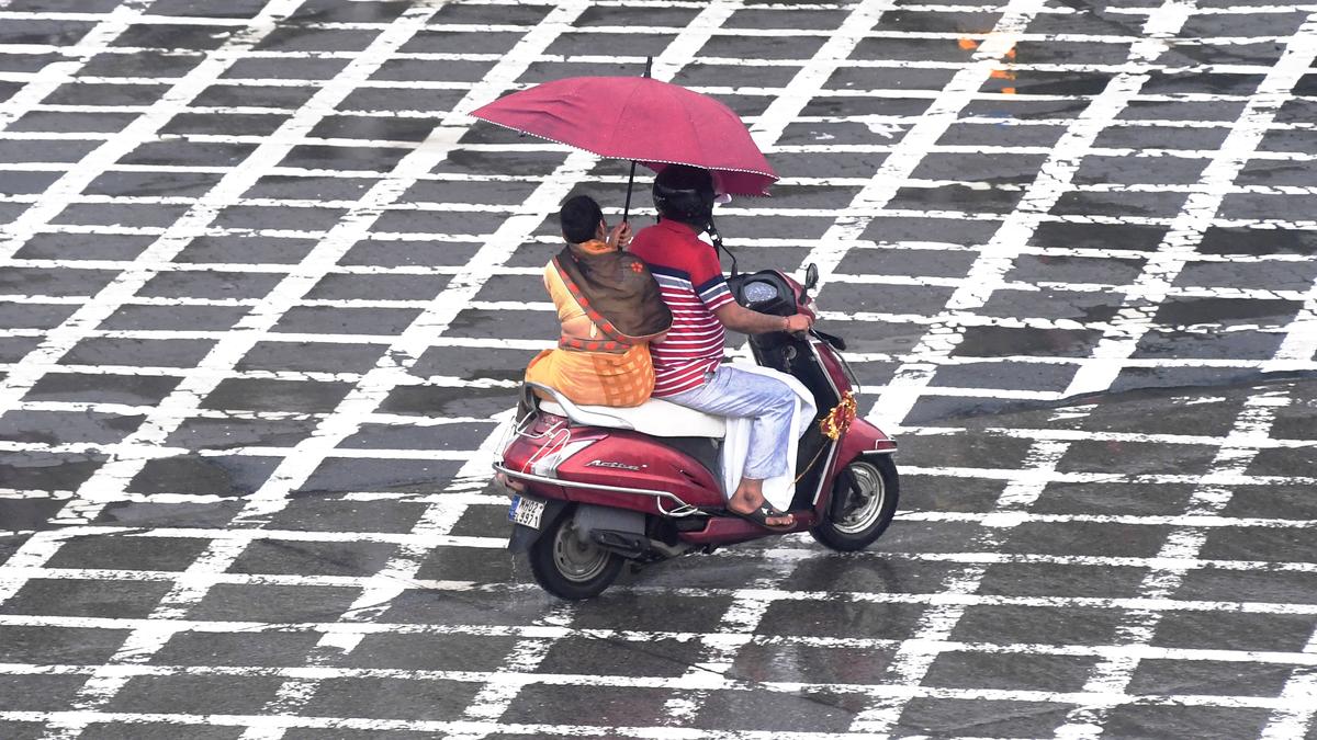 Mumbai, suburbs to receive moderate rain on July 24