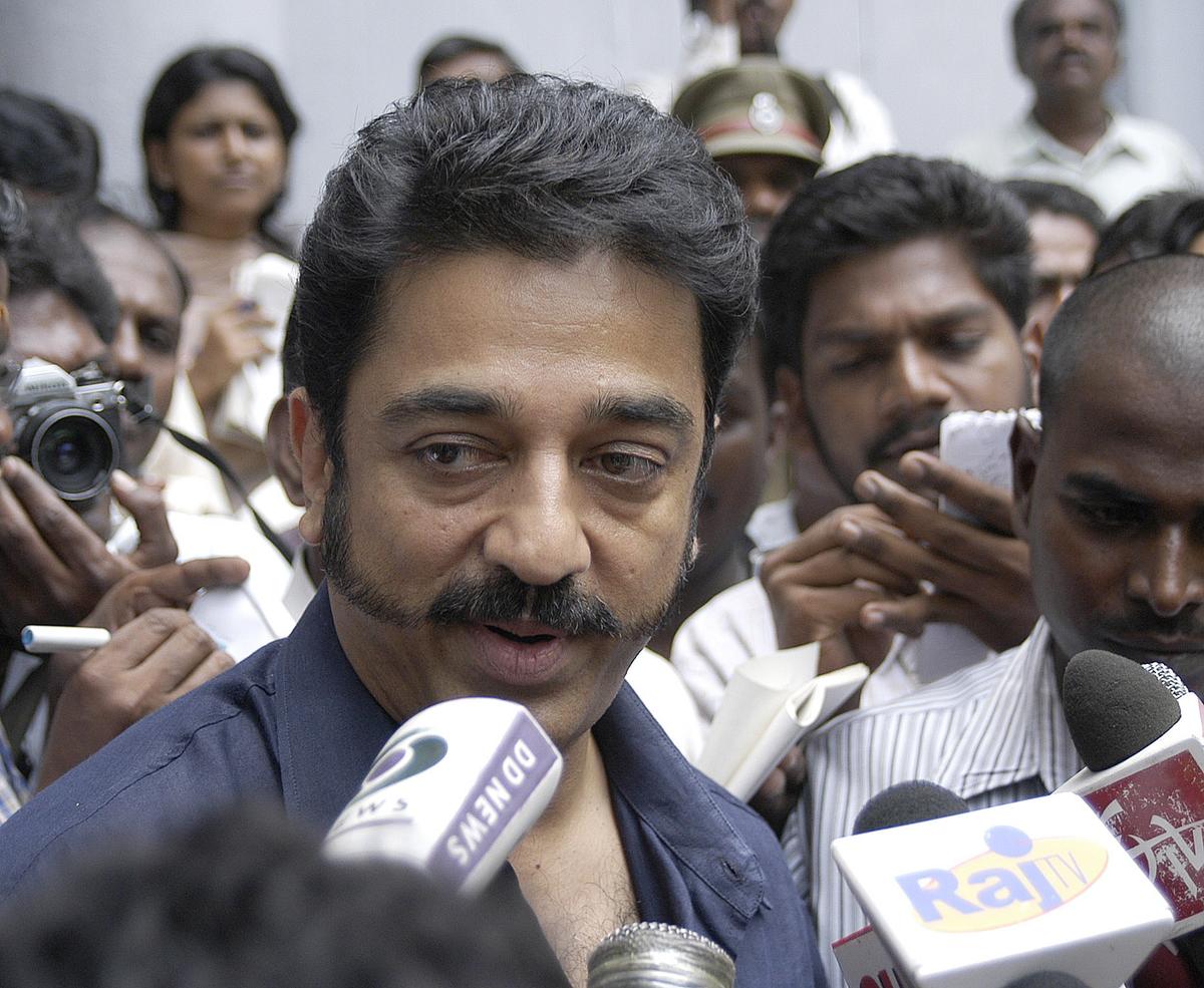 Actor Kamal Hassan speaks to journalists after meeting the then Chief Minister J. Jayalalithaa regarding his movie ‘Sandiyar’, at the Secretariat in Chennai on June 20, 2003. File