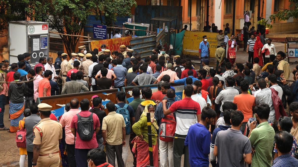 Swapnalok Complex fire: Victims had shelled out lakhs to join company accused of fraud