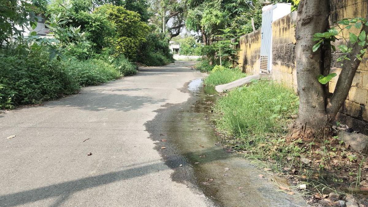 Ward Watch | Residents seek relief from foul odour and water issues tied to Vellalore dump yard in Coimbatore