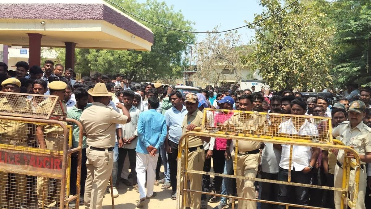 Man brutally murdered in Shahapur, another killed in retaliation