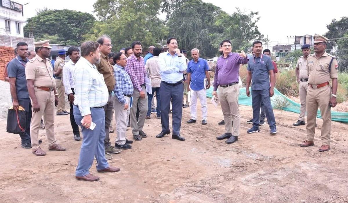 Southern Railway General Manager R.N. Singh inspecting development works at Dindigul railway station on Wednesday.