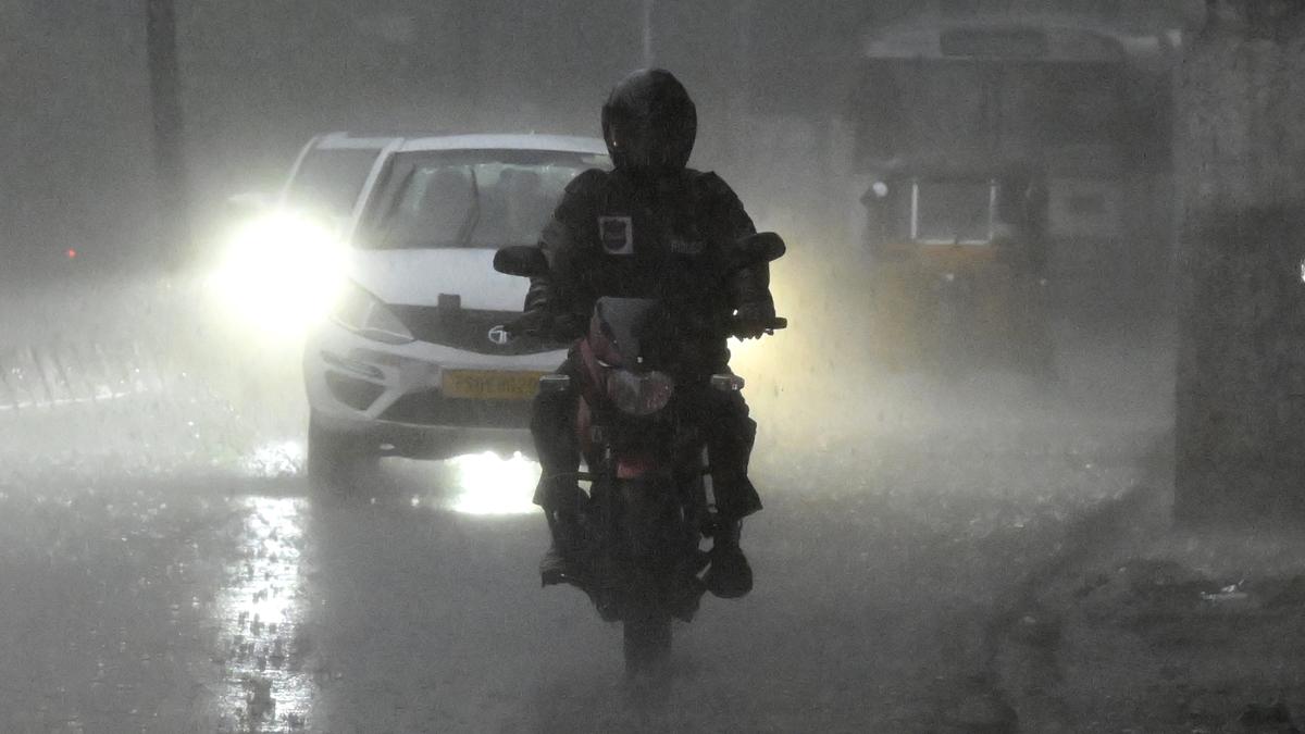 IMD issues red alert for parts of Telangana, Hyderabad under orange alert