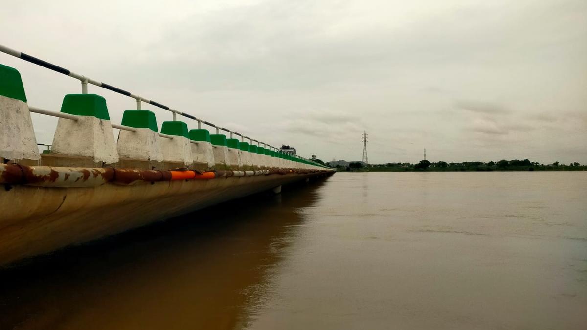 Kollur Bridge likely to submerge in Krishna waters