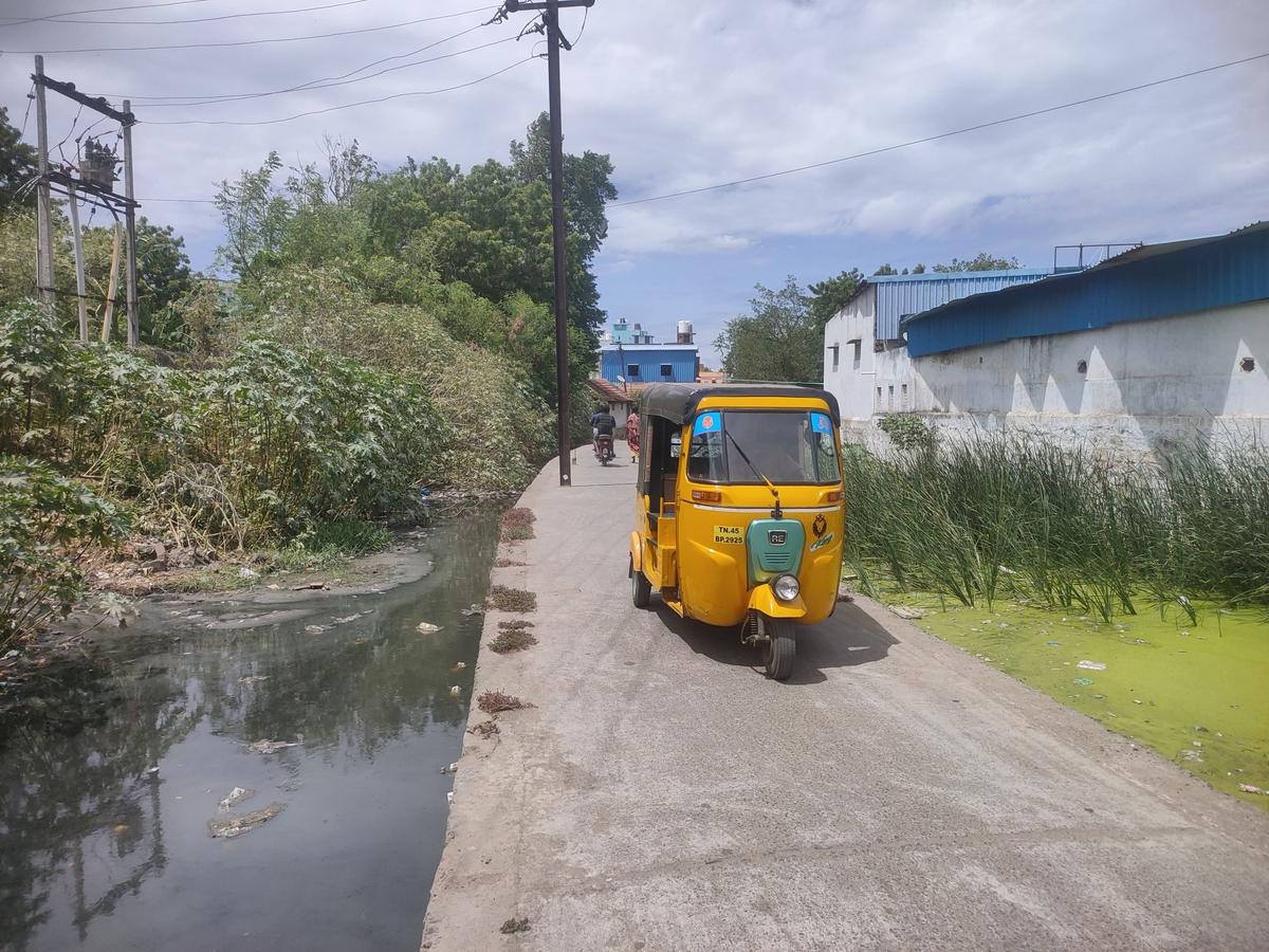 <strong>UK City Minister Advocates for Blockchain Bonds Amid Government Hesitations</strong>