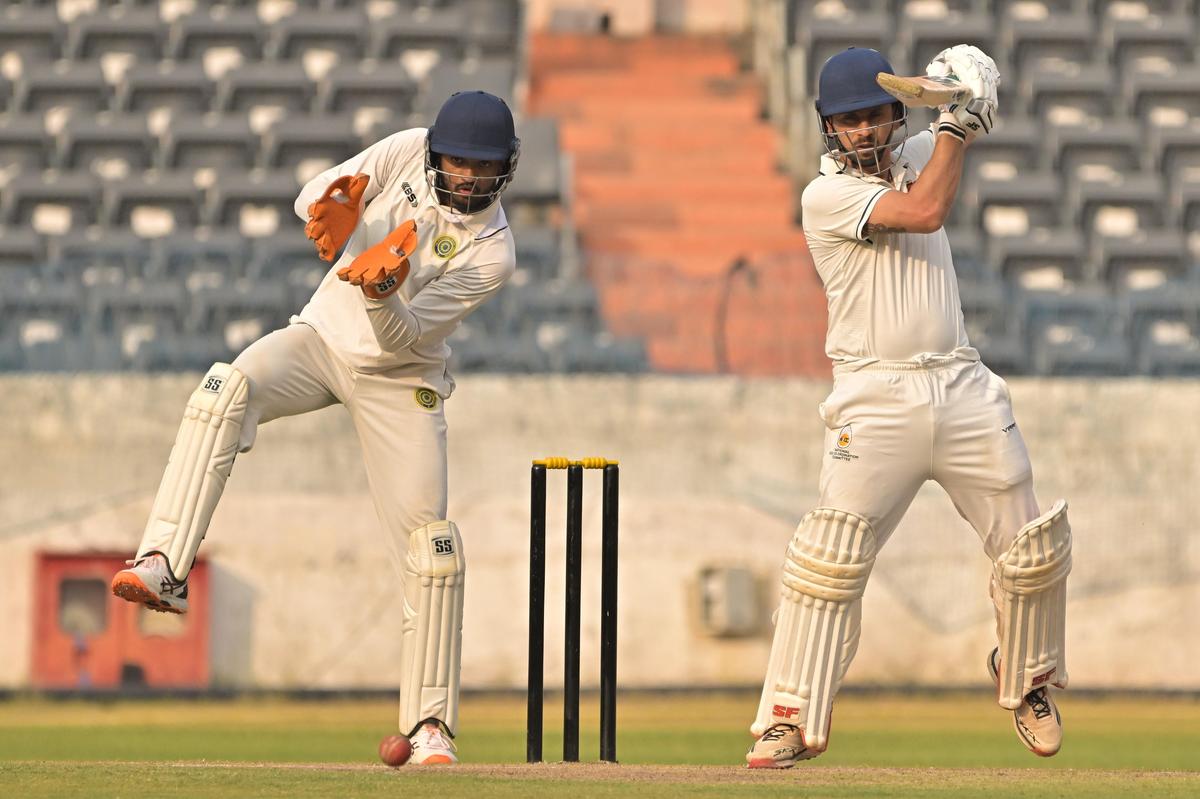 Siddhesh Lad telah mencetak 530 run pada musim Piala Ranji ini.