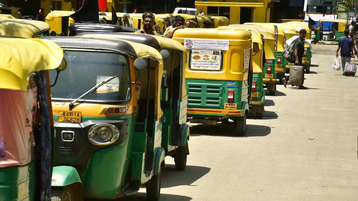 Autorickshaw unions demand welfare board for drivers