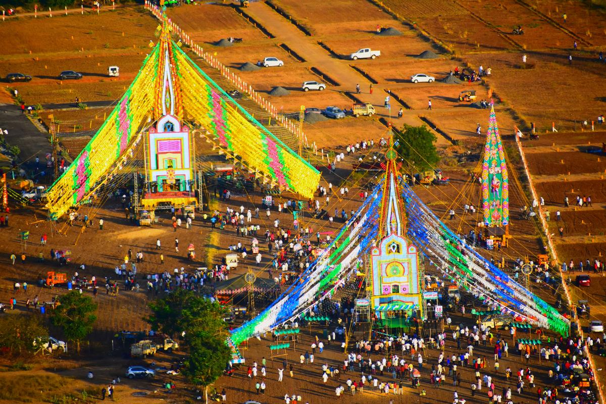 Devotees turn up in huge numbers at Kotappa Konda - The Hindu