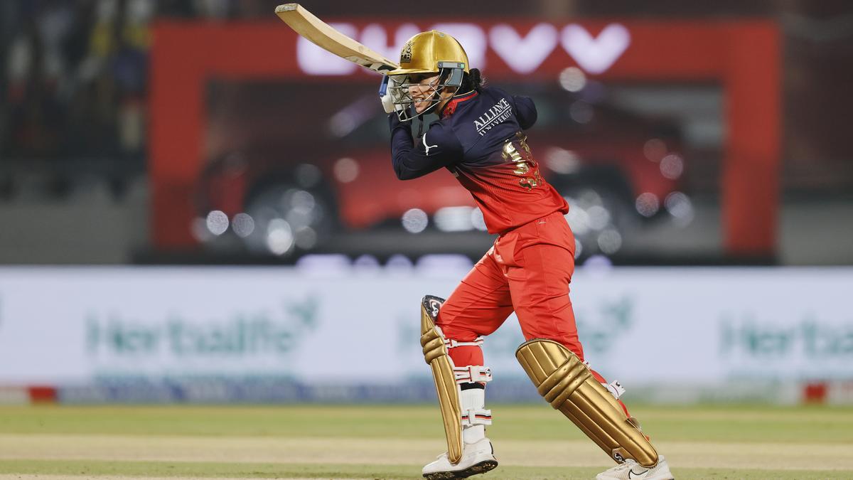 WPL | Smriti’s blistering knock blistering knock makes it a cakewalk for RCB