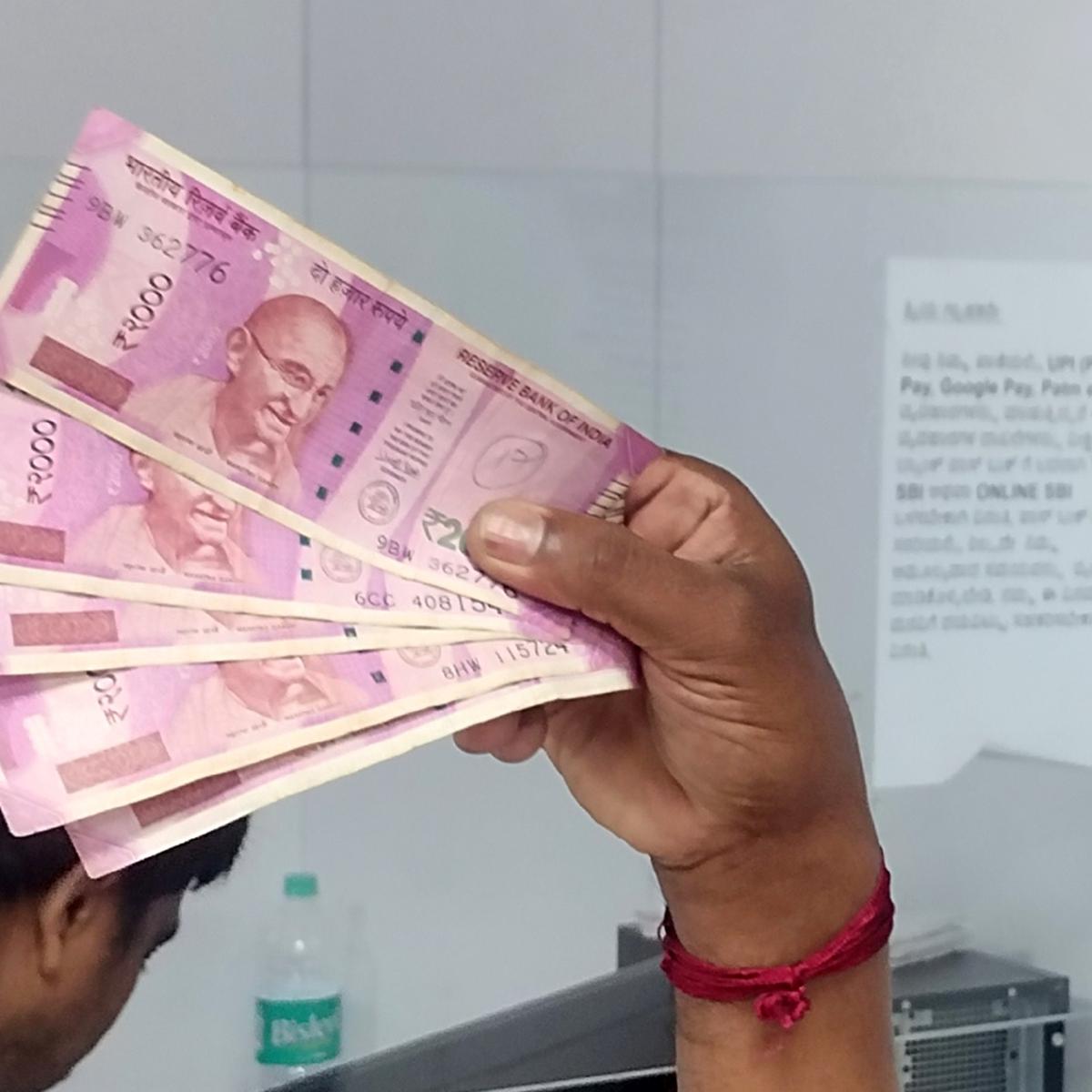 2000 rupees to deals naira