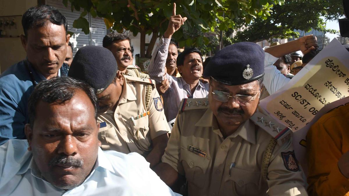 Police arrest leaders to prevent job aspirants' protest; action condemned -  The Hindu