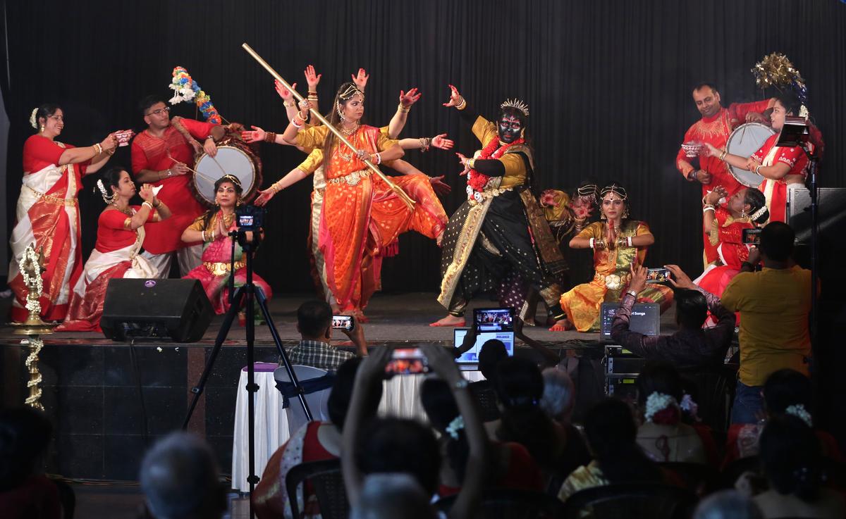 The cultural show by the KBSS 