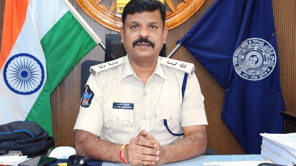 ‘No helmet, no fuel’ drive launched in Bapatla