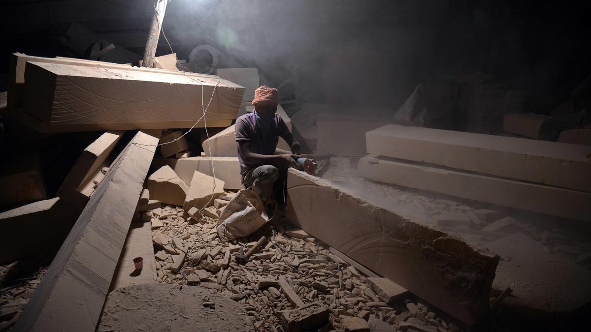 Uttar Pradesh receives over 84% of all out-of-State MPLADS money | Data