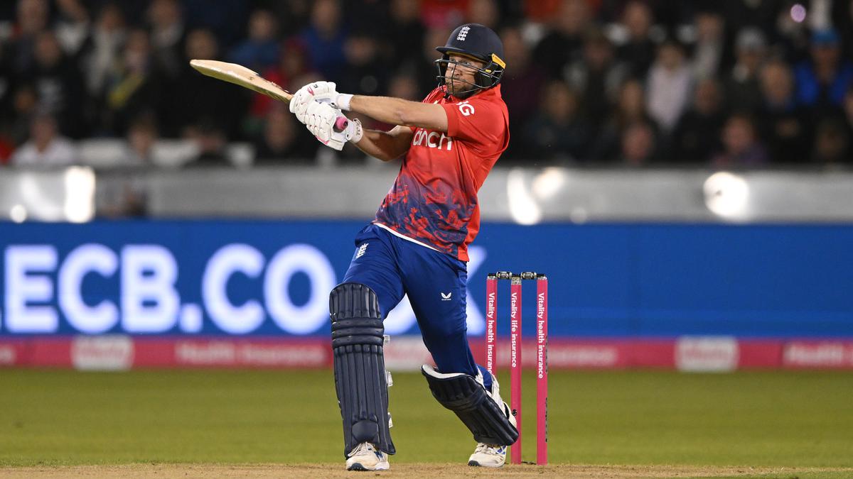 Harry Brook and Dawid Malan prove points to guide England to easy T20 win over New Zealand