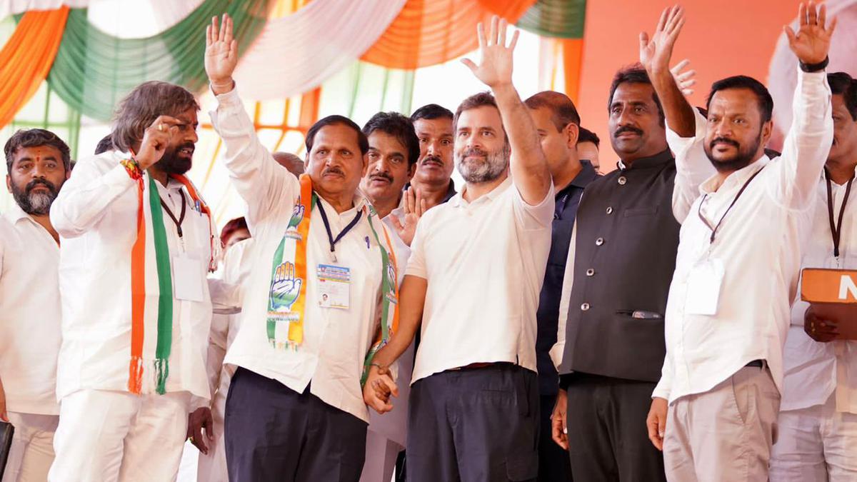 Give only 40 seats to 40% govt in Karnataka: Rahul Gandhi