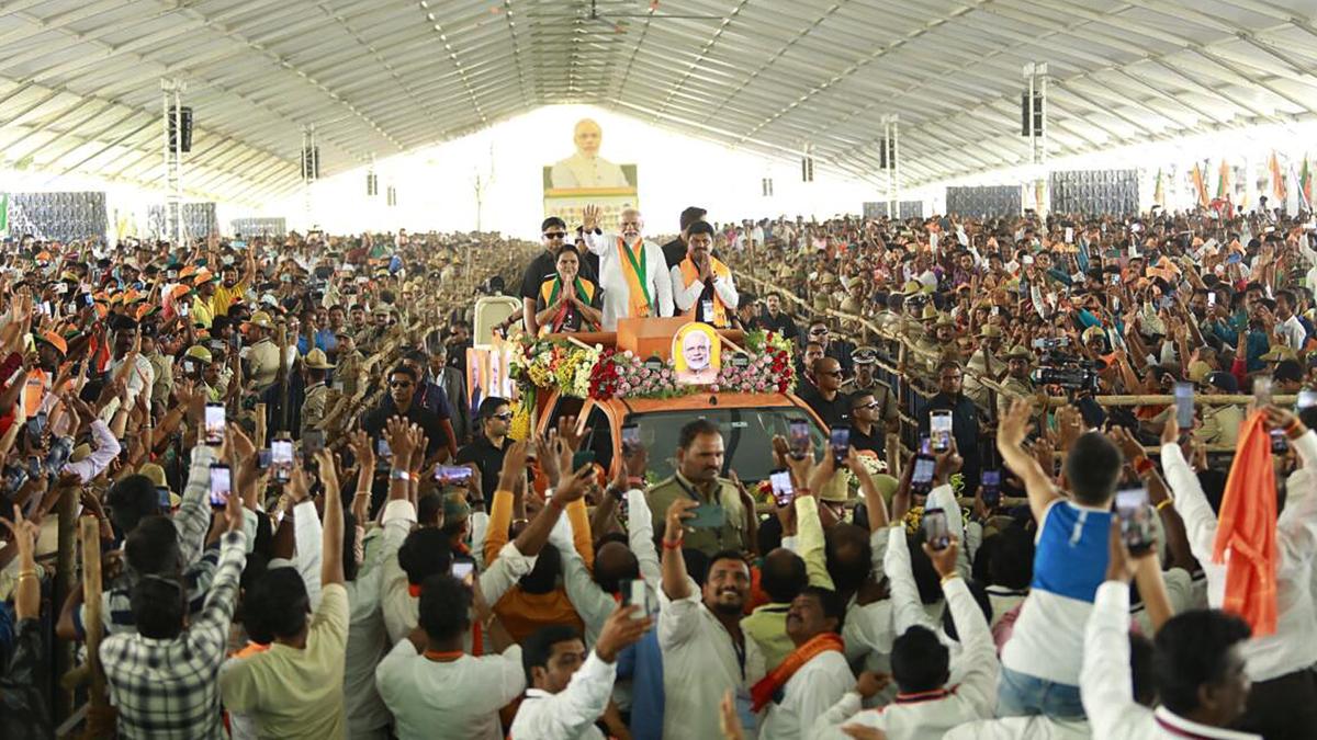 Lok Sabha polls: Narendra Modi mocks ‘many CMs’ of Karnataka in a ‘race to loot’