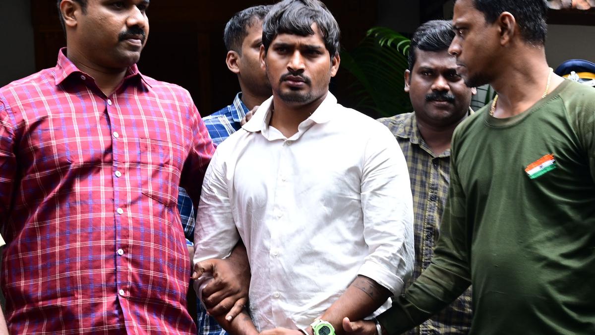 Telangana native arrested for jewellery thefts in Kerala