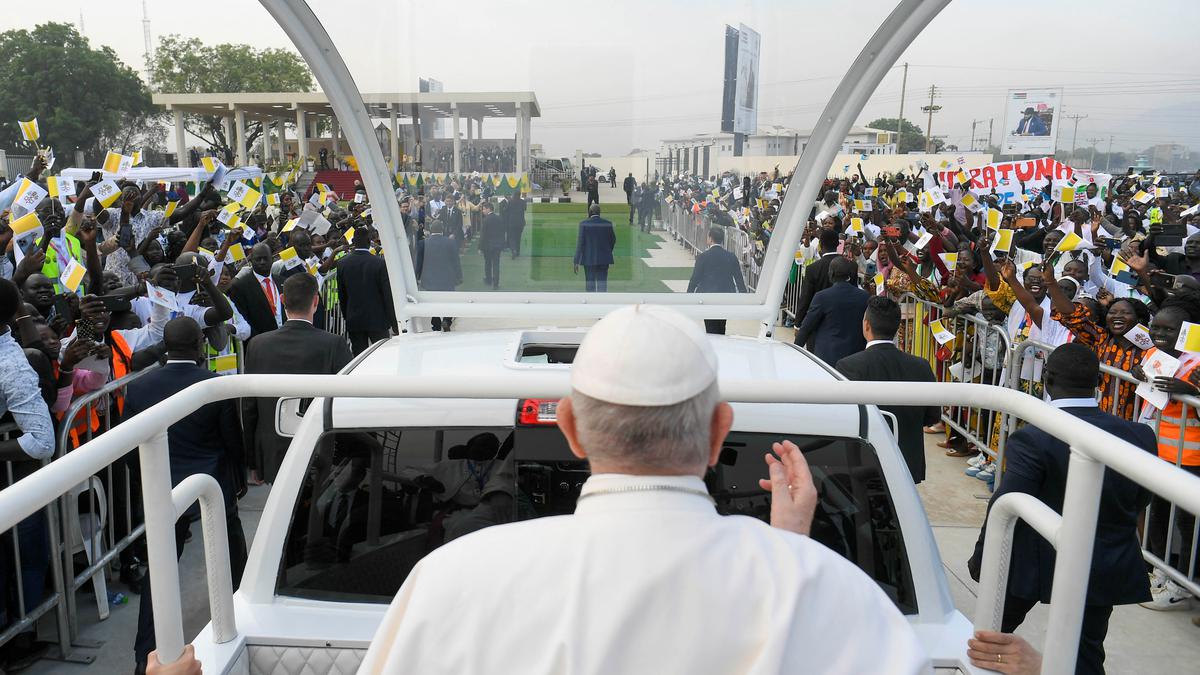 Pope makes final bid for peace, forgiveness in South Sudan