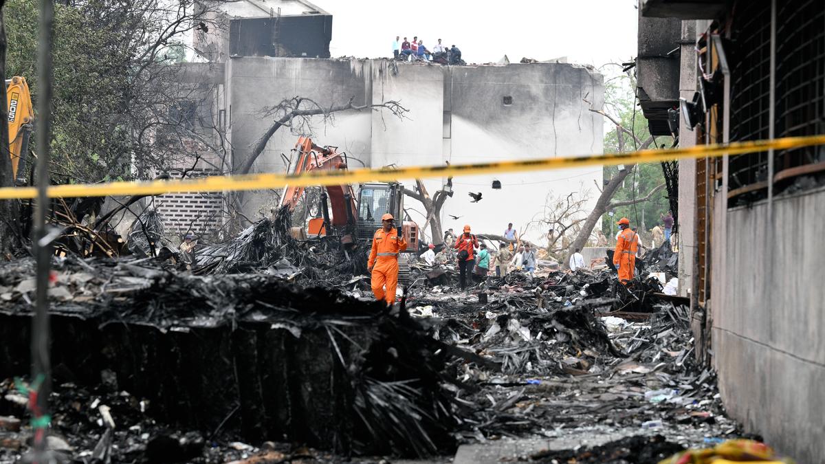 No DNA match with first sample, kin of eight Ahmedabad plane crash victims asked to give another sample