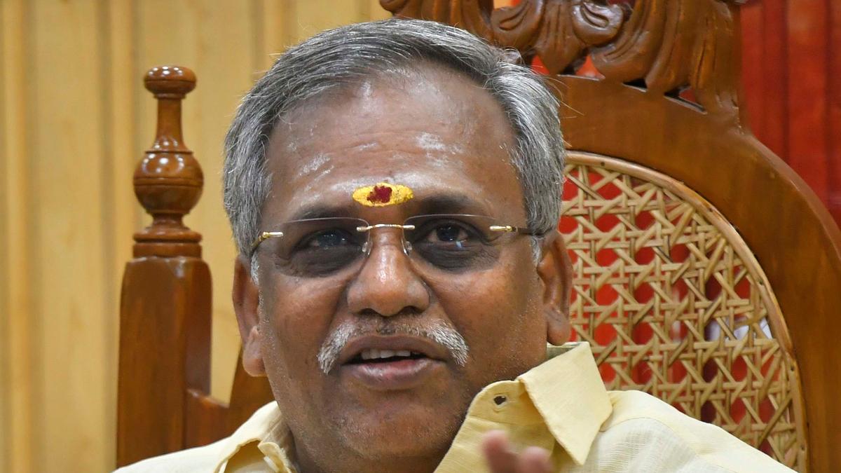 Puducherry Speaker directs officials to protect honour and privileges of legislators