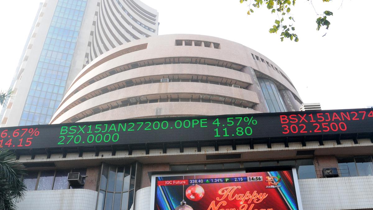 Sensex, Nifty fall in early trade on weak global trends, foreign fund outflows