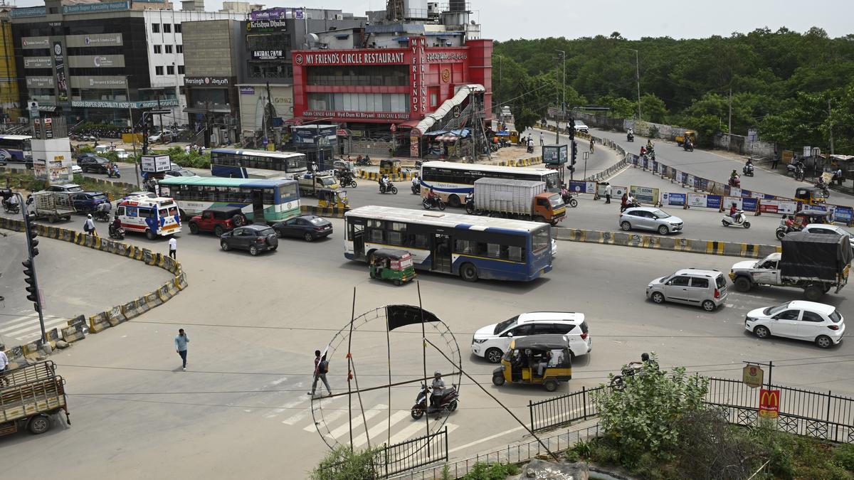 Suchitra Junction experiment reduces wait time, but adds distance for some; commuters divided