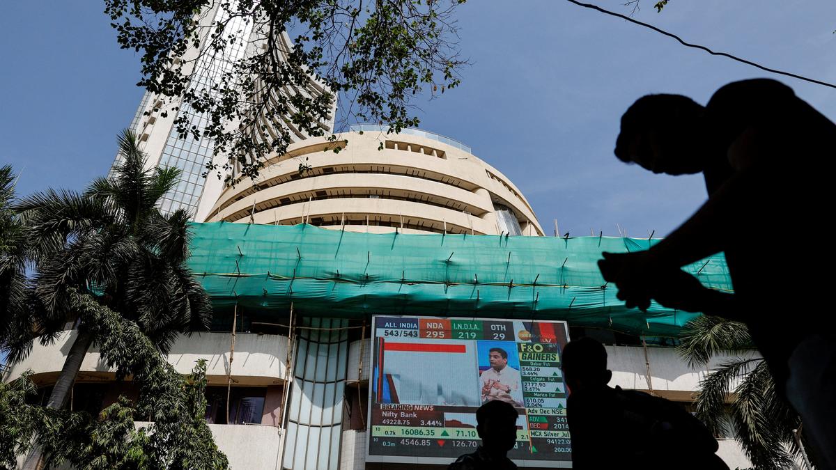 Markets decline amid weak global trends; Sensex falls 385 points