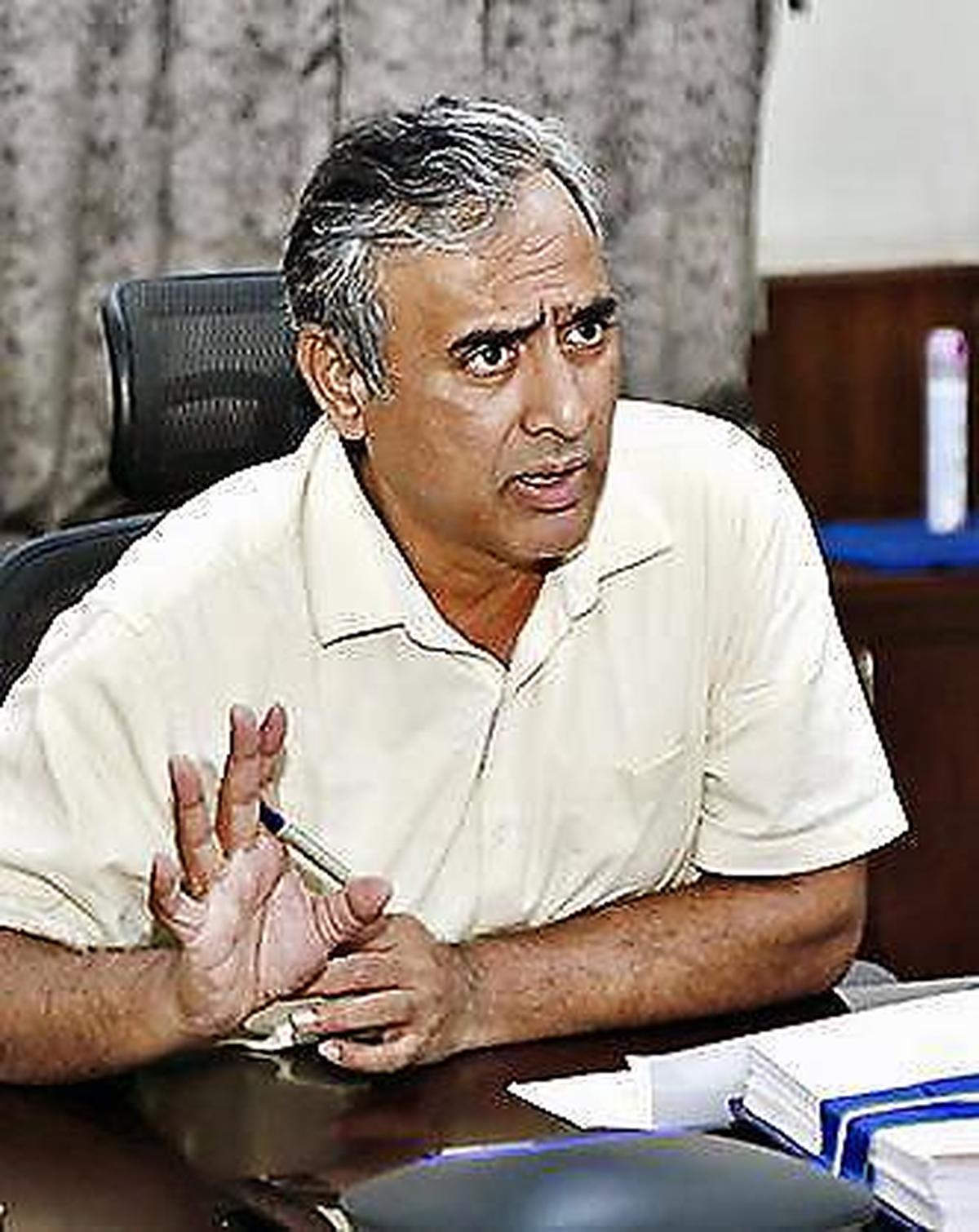 GBA warns civic agencies against unauthorised road-cutting - The Hindu