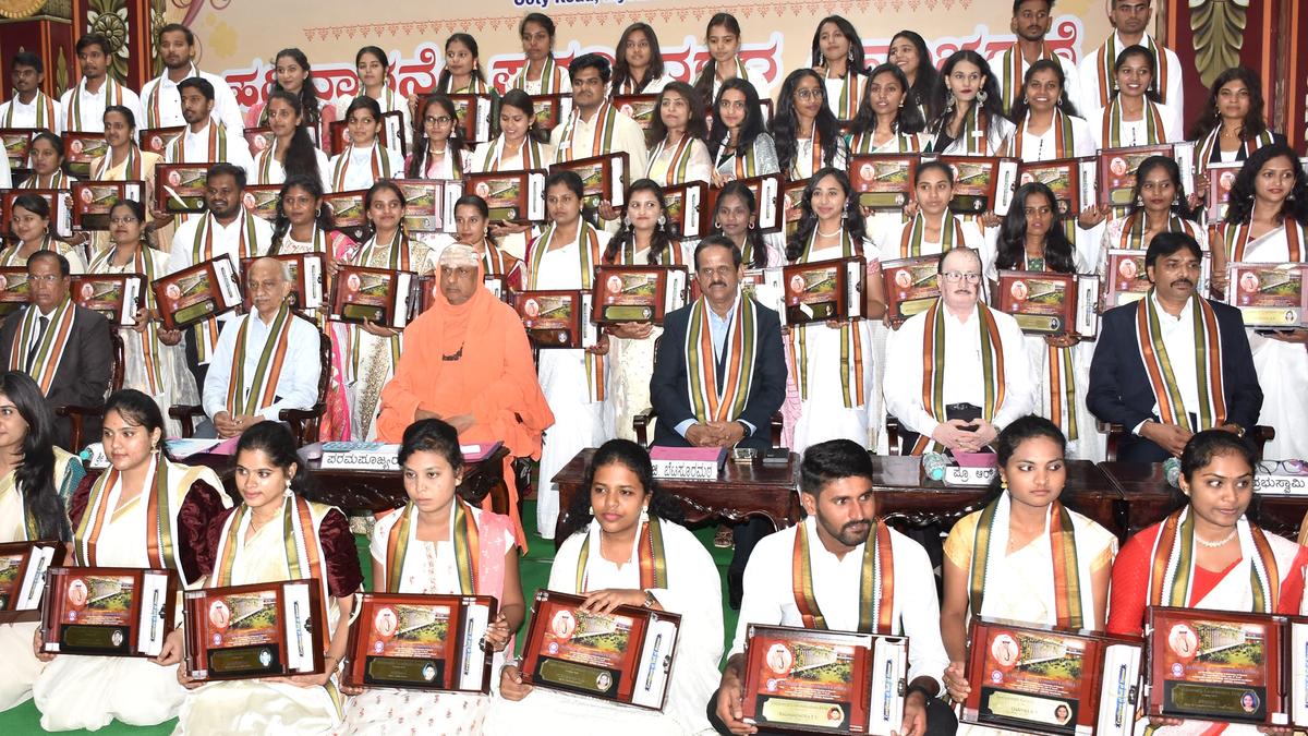 16th graduation day of JSS College of Arts, Commerce and Science held