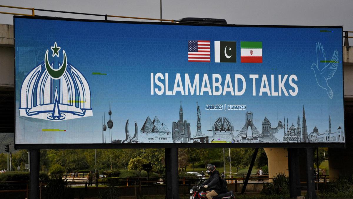 इज़राइल-ईरान युद्ध लाइव अपडेट: अमेरिका, वेंस के साथ बातचीत के लिए ईरानी प्रतिनिधिमंडल पाकिस्तान में