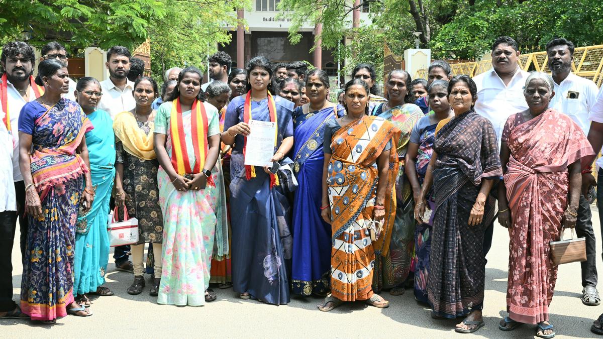 TVK seeks new flats for dwellers of govt. flats in Thoothukudi; TNUHDB board asks residents to vacate the building