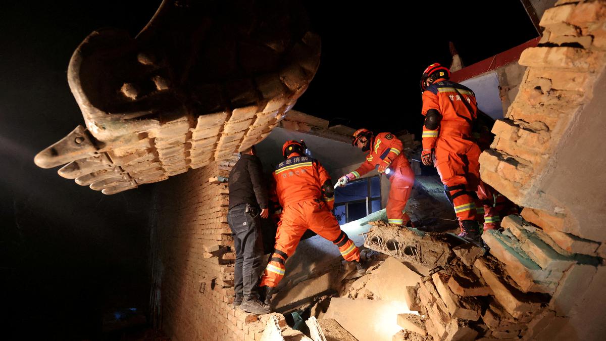 China's earthquake survivors endure frigid temperatures and mourn the dead