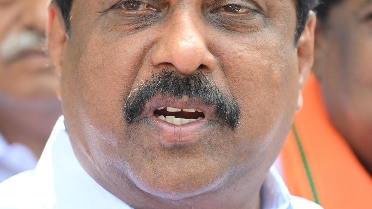 Nagenthran calls for structural changes in HR&CE Department