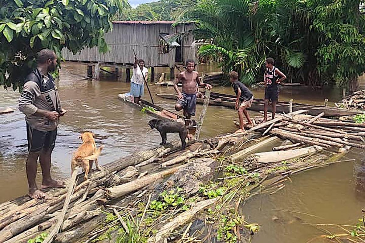 Magnitude of 6.9 earthquake rocks Papua New Guinea; five killed, 1,000 ...