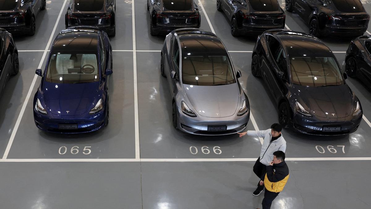 Tesla working with Baidu to improve assisted driving system in China, sources say