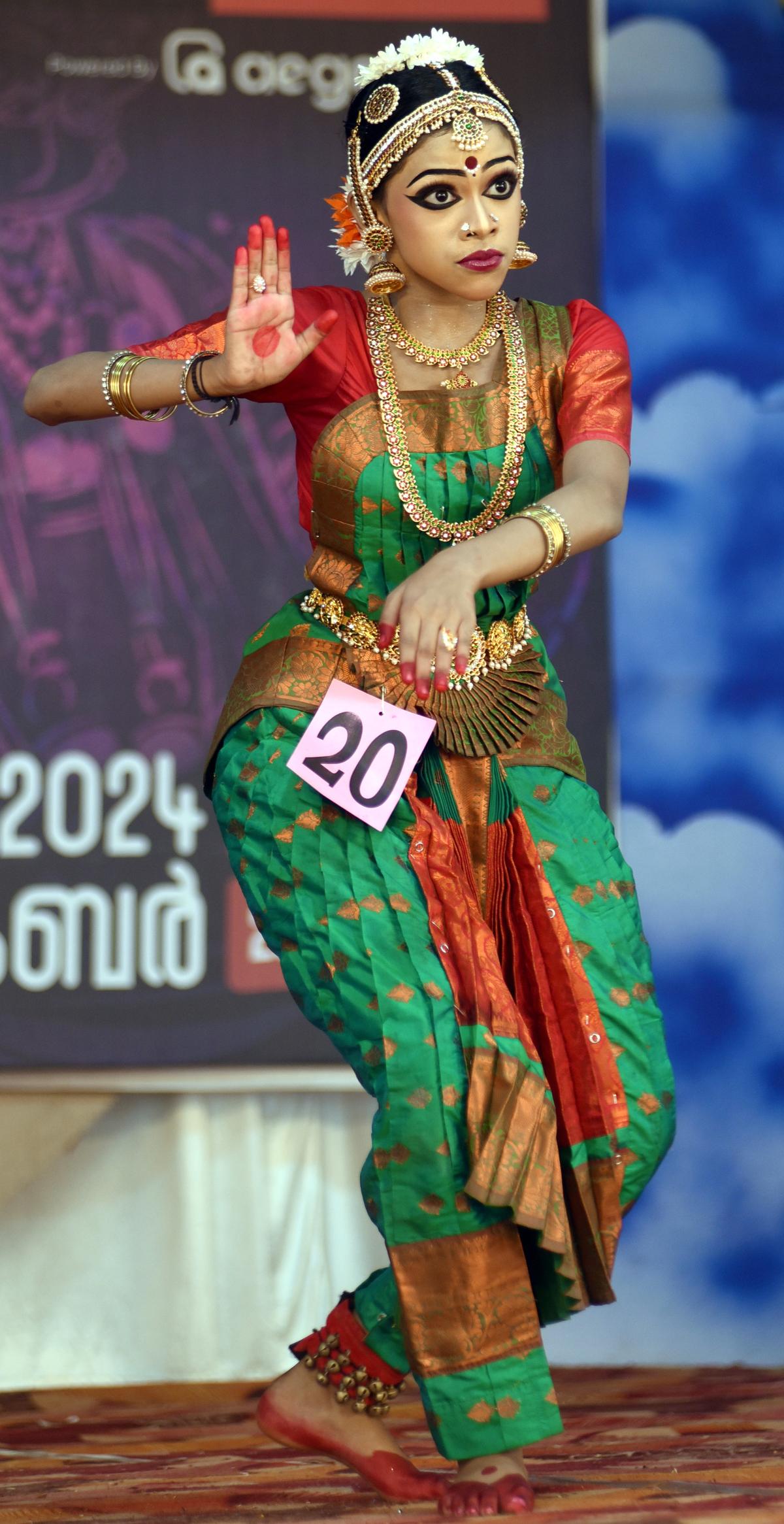 Sreepriya S of Keezhal UP School performing Bharatanatyam (UP).