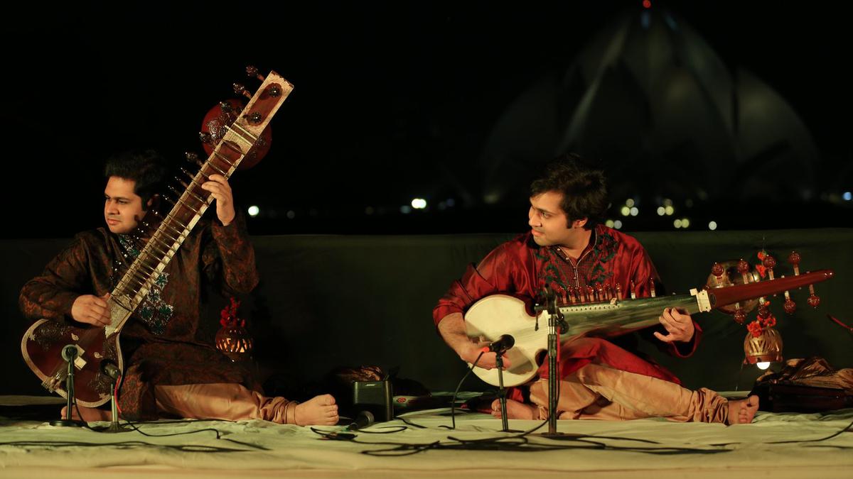 Sarod meets sitar in a rare jugalbandi