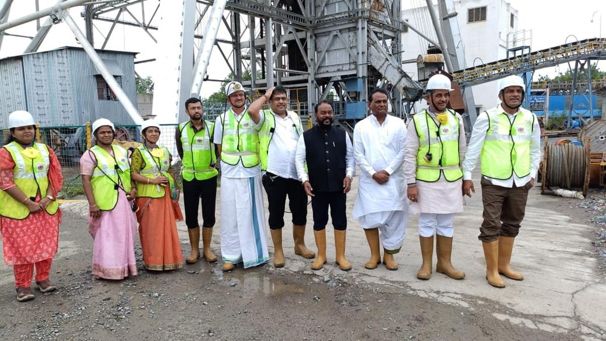 A delegation from the Legislative Council’s Committee on Government Assurances visited the Hutti Gold Mines in Lingsugur taluk in Raichur district of Karnataka on June 11, 2025.