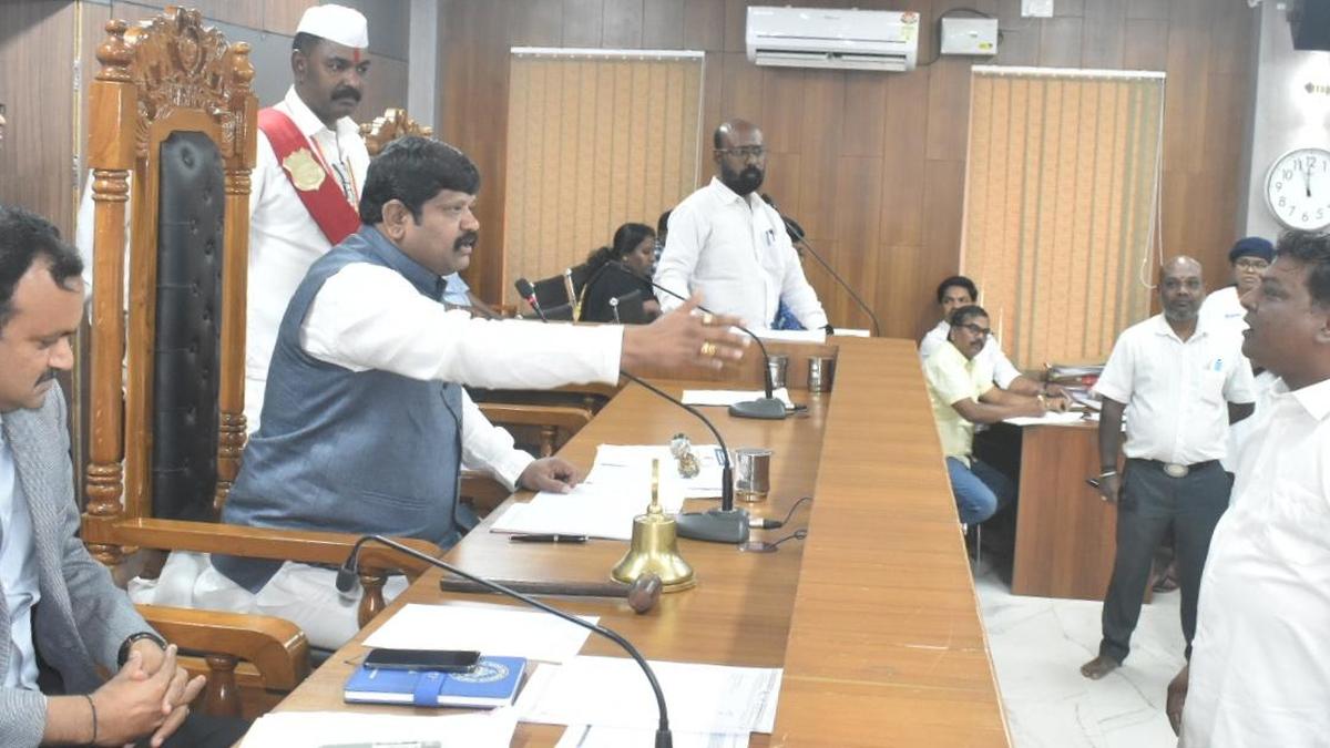 Floor committee to be formed to inquire into illegal sale of lands on fake documents