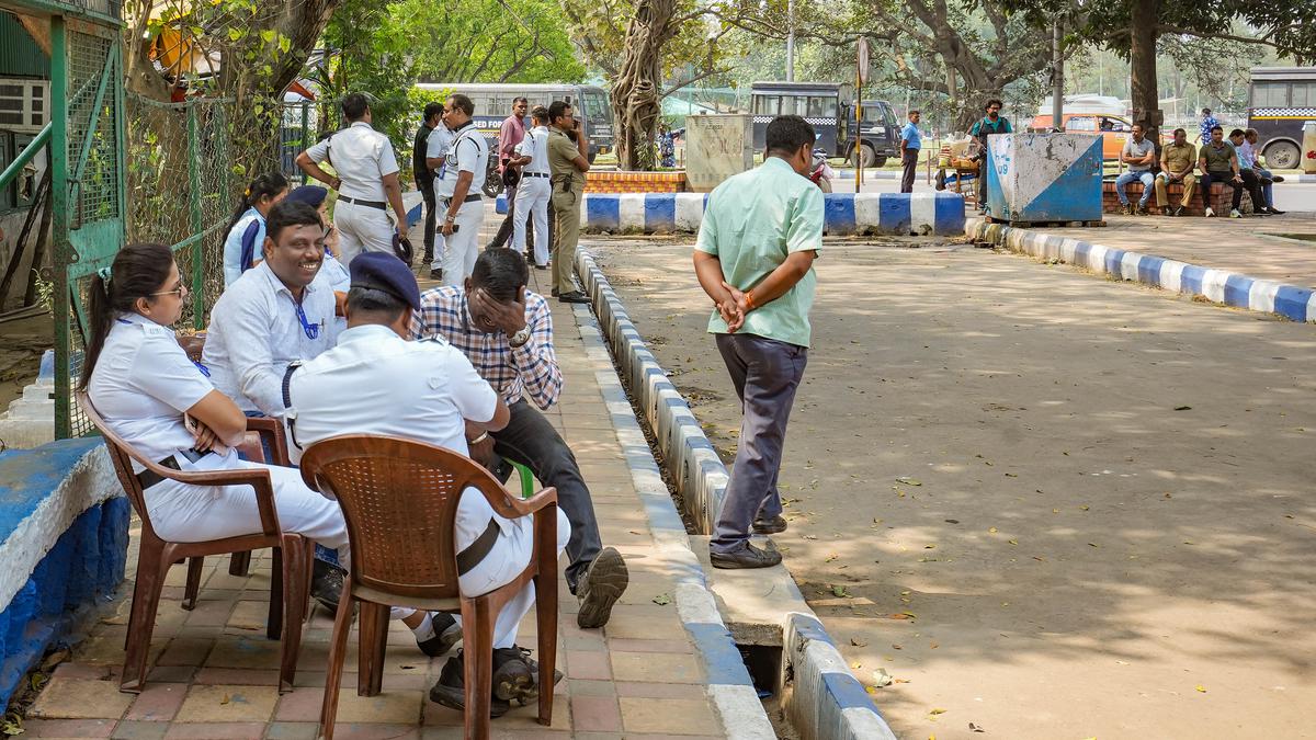 BJP on sit-in against 'worsening' law and order in West Bengal