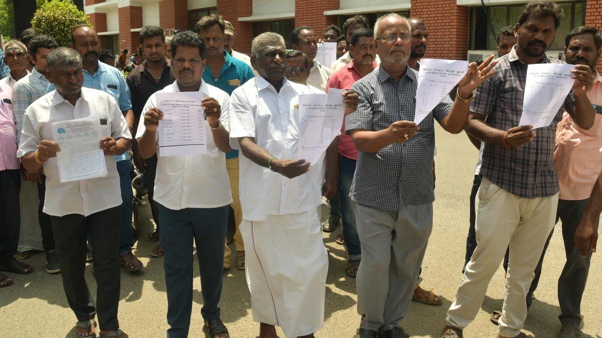 Sand lorry owners seek reduction in M-sand price in Salem